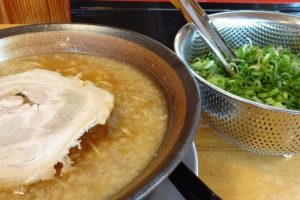 小浜市の絶品ラーメンを味わう!福井の隠れた名店ガイド 73 小浜市の絶品ラーメンを味わう!福井の隠れた名店ガイド
